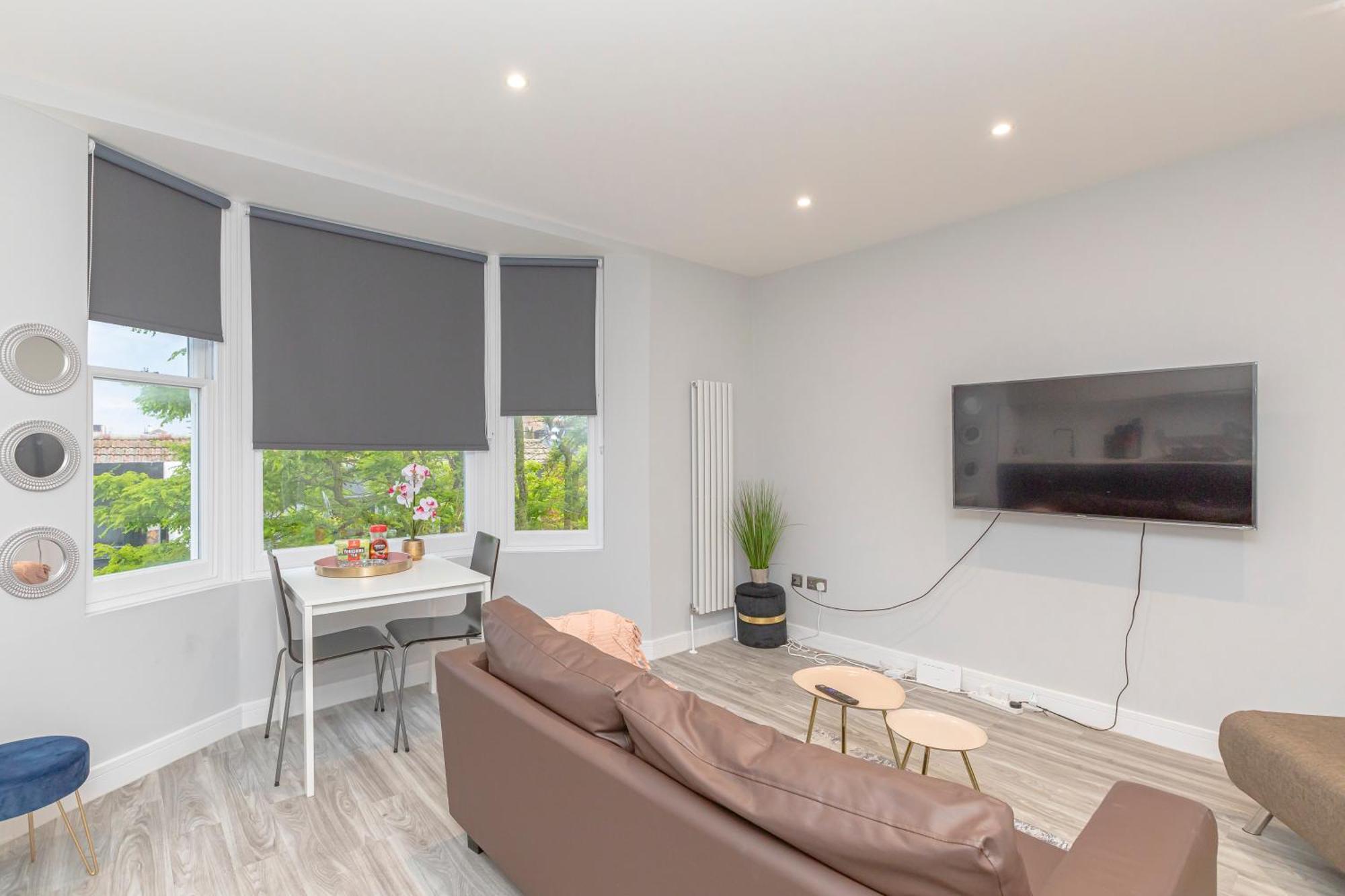 Flash Sales Offer - Any Week Day No Minimum Night Restrictions Brighton City Centre Seafront 1 Bedroom Flat Bn133Duk02 Dış mekan fotoğraf